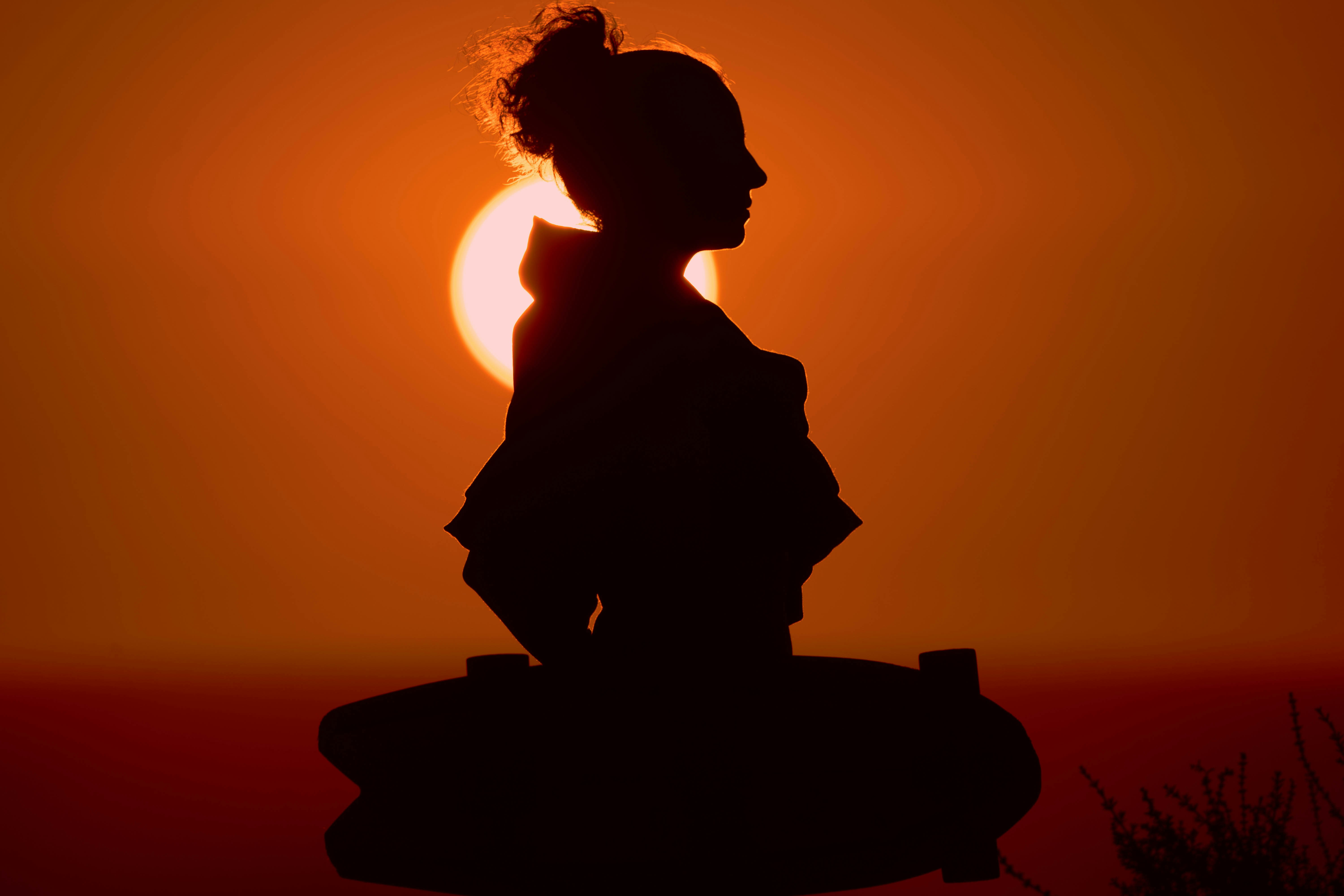 How to Overcome Fear of Judgment and Find Authentic Connection